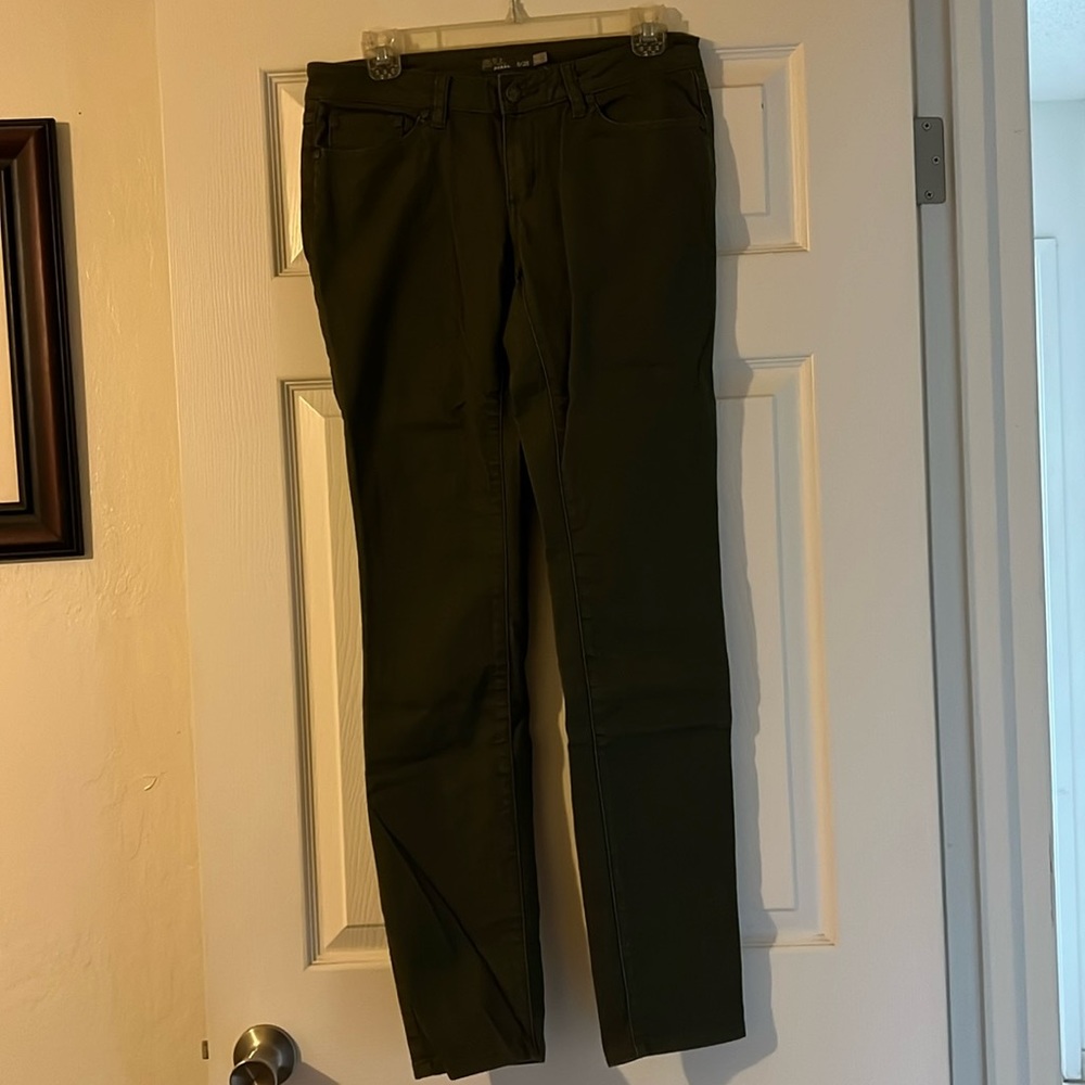 Prana Women’s Kara Jean Size 6/28 Color Green